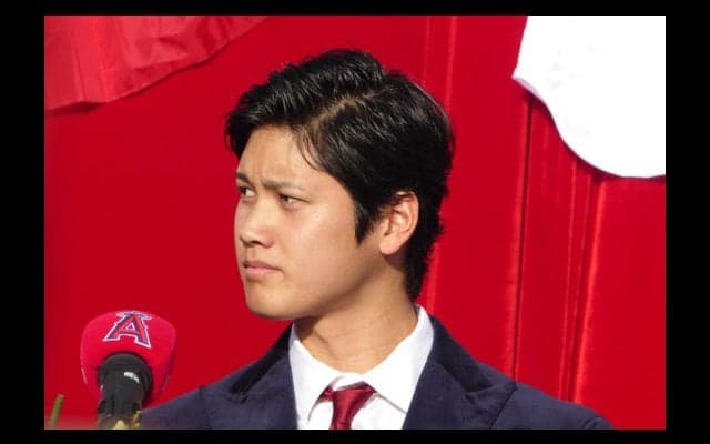 【MLB】二刀流挑戦は2年で終わり!?　エンゼルス番記者が大谷の投手専念を予測