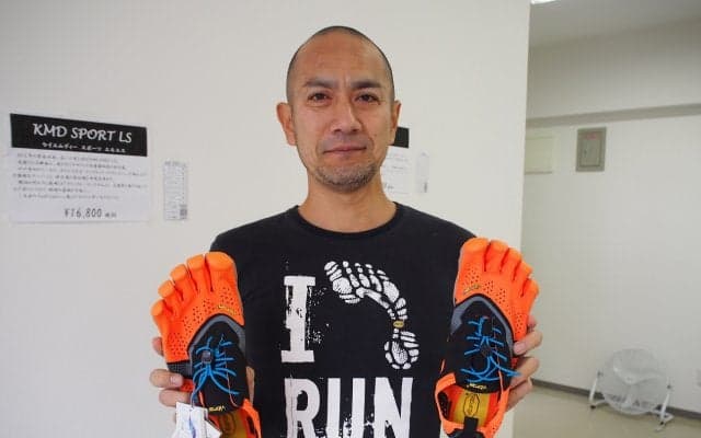 「陸王」で話題になったランニング足袋の原型。Vibram FiveFingersの国内唯一直営専門店が沖縄に