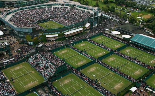 大会によって変わるコートの種類と、シーズンで見るコート種別