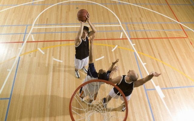 東京オリンピックの正式種目！3人制バスケ「3×3（スリーバイスリー）」の人気に迫る
