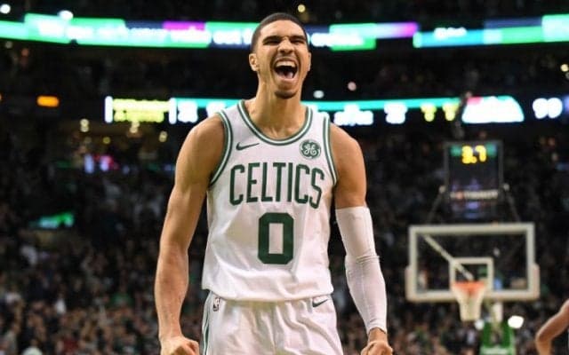 未成年のジェイソン・テイタム、ロサンゼルスのナイトクラブで入店拒否を受ける