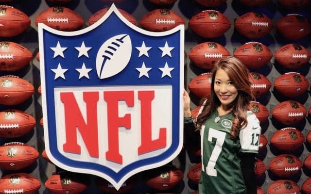 第52回スーパーボウル直前！タイムズスクエアにお目見えした「NFL EXPERIENCE」に行ってきた【NFLチアリーダー伊藤奈美のNYライフ #13】