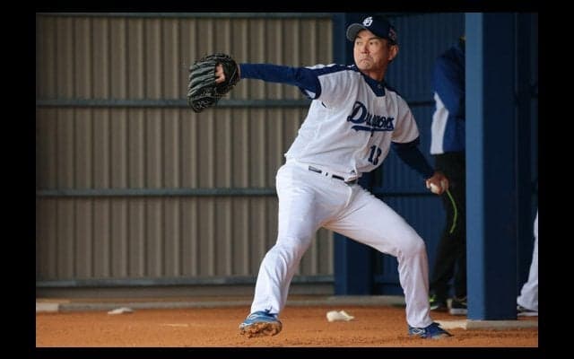 中日岩瀬が連日ブルペン、新球「チェンパ」も　コーチ業は「リフレッシュ」