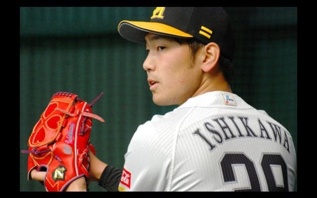 キャンプで「2000球」　ホークス石川、開幕ローテ入りへ「ガムシャラに」