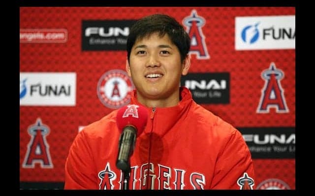 【MLB】エンゼルス大谷がキャンプイン　フリーで柵越え7本＆ハム栗山監督突撃訪問