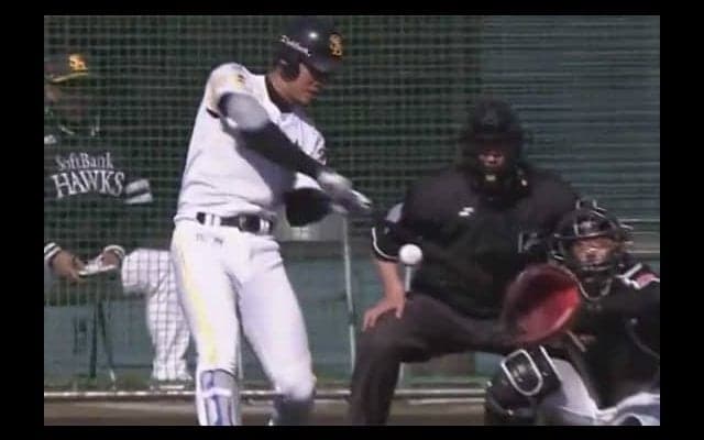 ホークス上林、2年連続チーム実戦第1号　父親に贈るバースデー弾に