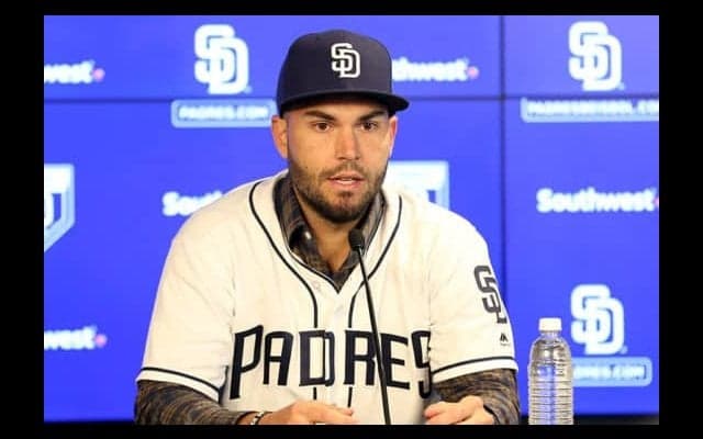 【MLB】ホズマーがパドレス入団会見　亡き盟友を偲んで選んだ背番号「30」
