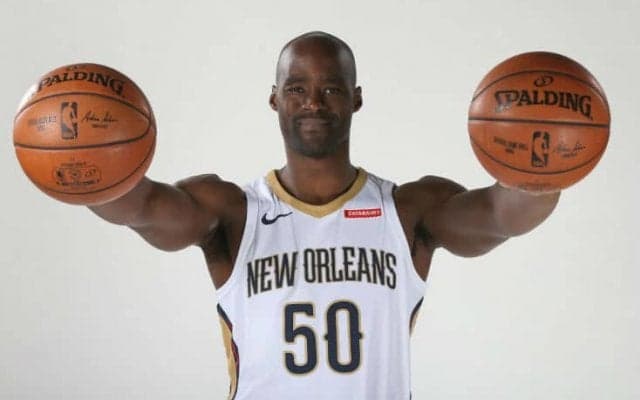 『掘り出し物』のエメカ・オカフォー、カズンズを失ったペリカンズを押し上げる