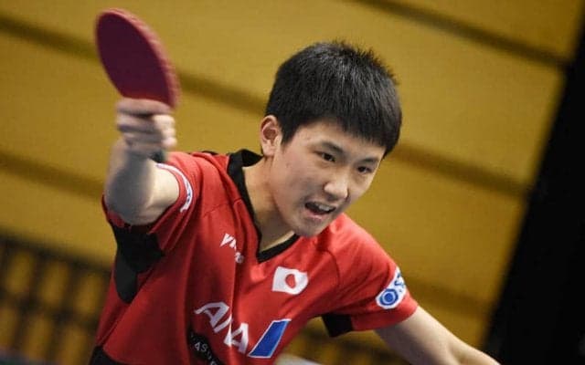 エース張本智和「どうしても勝ちたかった」ようやく1勝を挙げ息吹き返す＜卓球・チームW杯＞