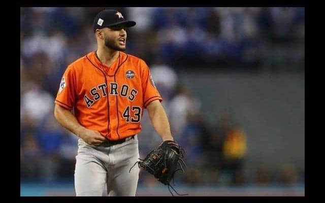 【MLB】「フロントドア」の最高のお手本!?　変化しすぎるツーシームが「えげつない」と話題