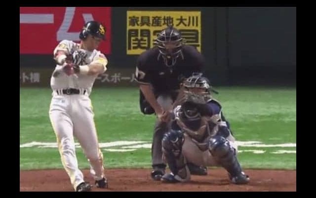 ホークス本多が逆方向へオープン戦1号　昨年は本塁打0本