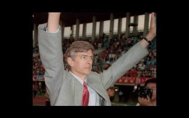 ベンゲルに届いた巨大なオファー。名将がグランパスを去る日がきた