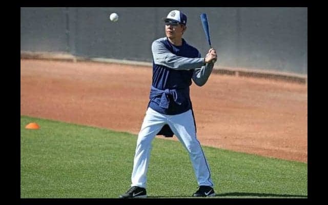 イチローの恩師・新井宏昌氏が説く打撃論　「動く球の対応」と「日本人の持つ技術」