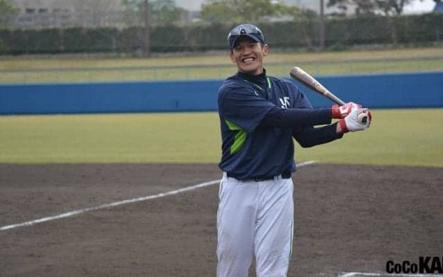 ストレスを乗り越える仕事術vol.4 ヤクルト・坂口智隆 オリックスで試合に出られなかった期間が自分を変えた