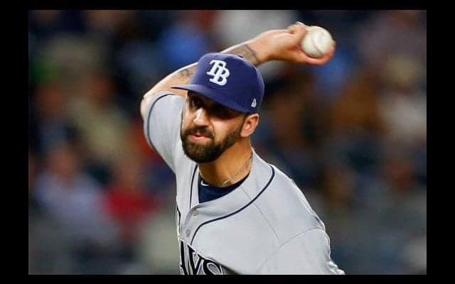 【MLB】曲がりすぎるスライダー!?　“究極のバックドア”に騒然「魔法」「ヤバイ」