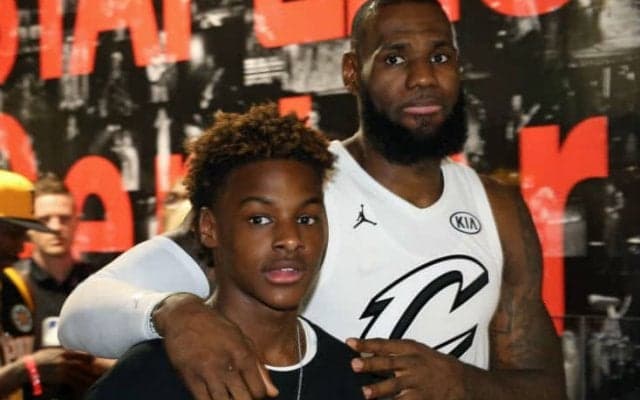 33歳のレブロン・ジェームズが夢見るのは長男ブロニーとNBAで対戦すること