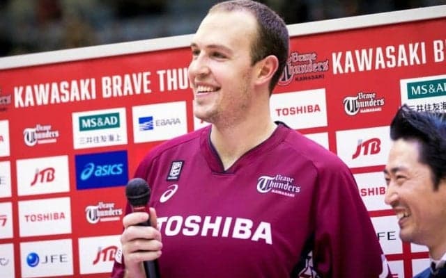 リーグ最強スコアラーがイクメンに変貌、ニック・ファジーカス「父として最初の勝利を挙げられて良かった」