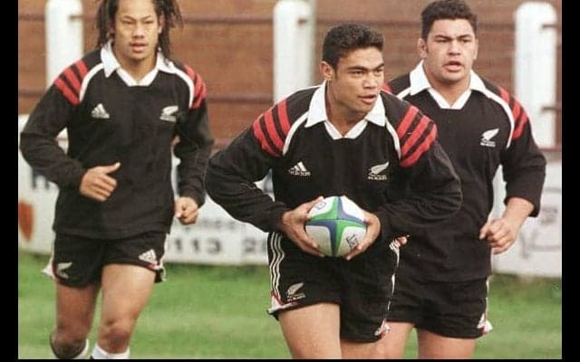  コカ・コーラでもプレーした元NZ代表のディラン・ミカ氏、45歳で死去。 