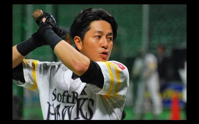 ホークス正二塁手争いがさらに激化　ベテラン川島は3ランで猛烈アピール