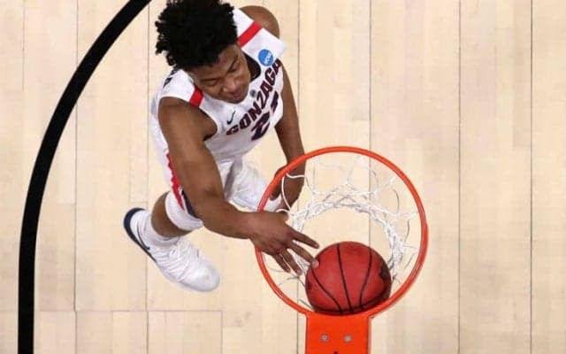 熱狂のマーチマッドネスを見ていて感じる日本における優勝決定戦の『違和感』