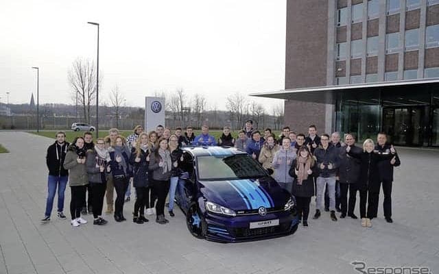 VW ゴルフ、恒例のカスタマイズは職業訓練生が…デジタル化を重視へ