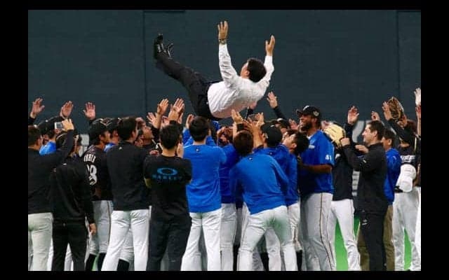 ハム島田前球団代表が最初で最後の胴上げ　北海道移転の功労者が伝える想い