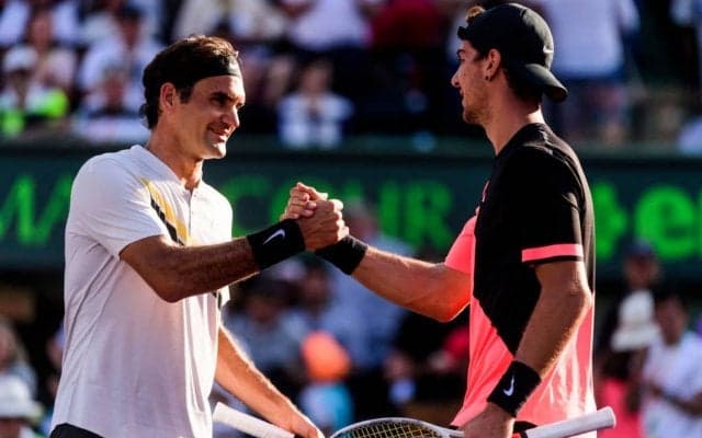 フェデラーNo.1陥落決定。世界175位コキナキスにまさかの初戦敗退[男子テニスATPワールドツアー マスターズ1000 マイアミ]