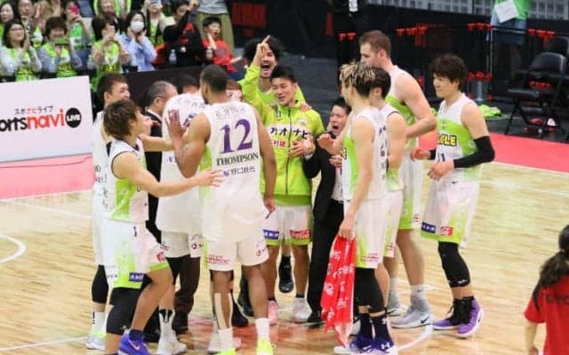 レバンガ北海道、破壊力抜群のオフェンスと変則ディフェンスを武器にA東京を撃破