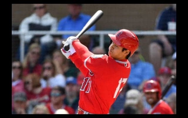 【MLB】大谷翔平、第2打席で鮮やかヒット！　ドジャース左腕ヒルから左前安打