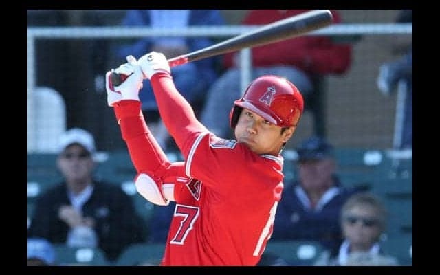 【MLB】大谷翔平、ドジャース戦で鮮やか左前安打！　OP戦2戦連続ヒットで打率.125