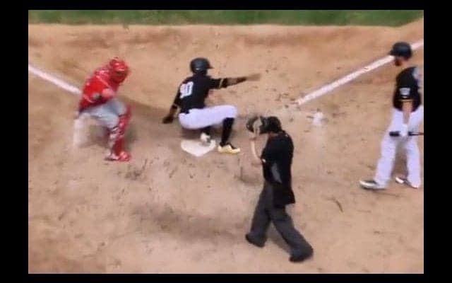 MLBオープン戦で起きた本盗にファン驚愕　「ジャッキー・ロビンソンを彷彿」