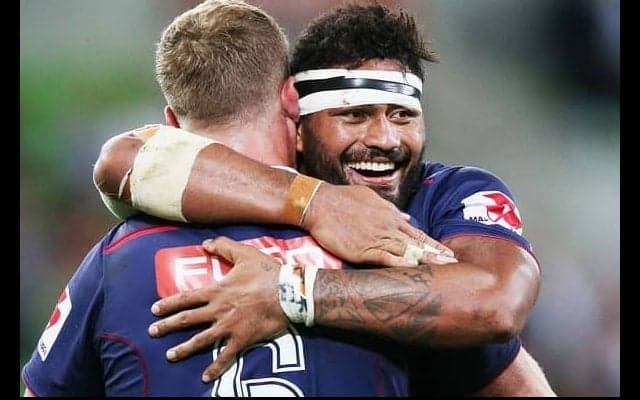  マフィが4試合連続トライ、包帯巻いても奮闘！　レベルズの首位快走に貢献 