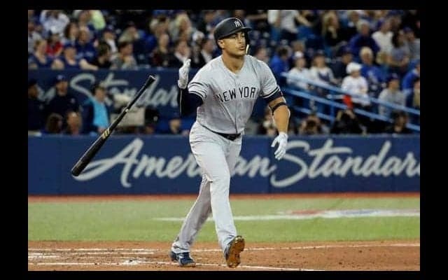 【MLB】スタントン先制弾は“逆方向最速”189キロ!?　2発4打点に同僚「信じられない」