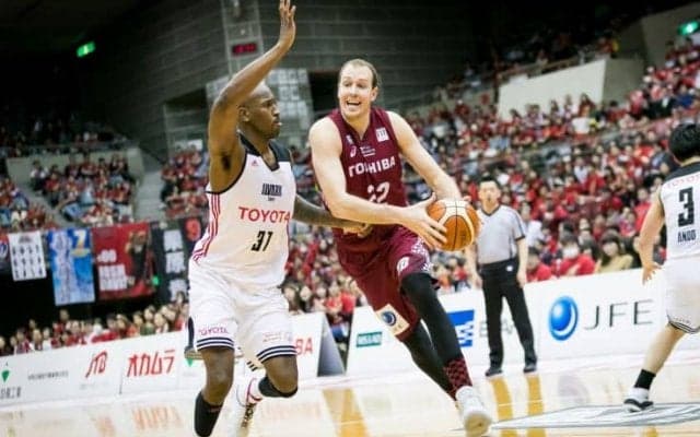 A東京の頼れる仕事人ジャワッド・ウィリアムズ、攻守に抜群の働きで川崎を撃破！