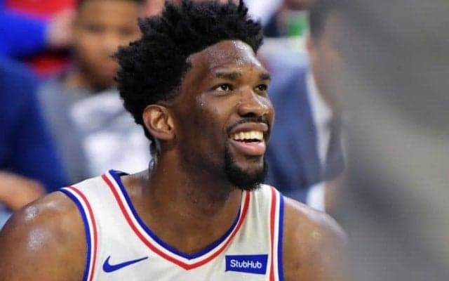 眼窩骨折のジョエル・エンビード、『ケガの功名』で歌手リアーナとの恋が実る？