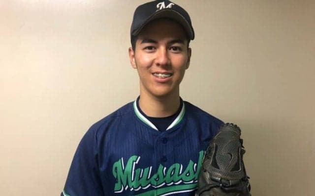 ヒンブルローレンスポールの1安打完投で武蔵大が筑波大に連勝【首都大学野球】