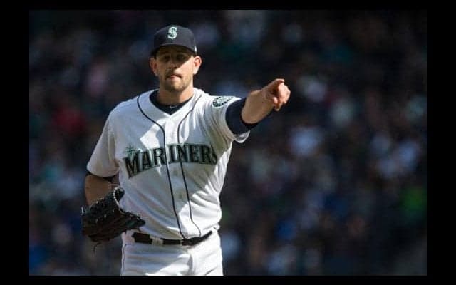 【MLB】米で珍事発生…先発投手の肩にワシ着地　敵ビックリ「ワオ、初めて見たよ」