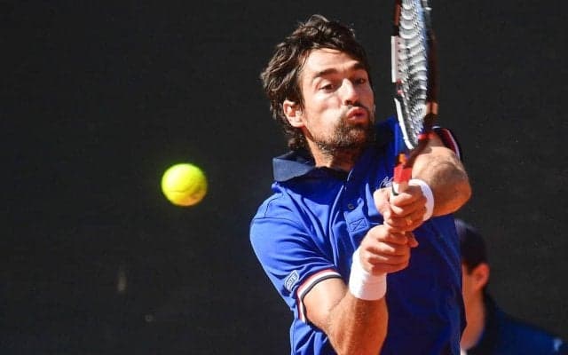 フォニーニとプイユの両エースが勝ち、初日は1勝1敗[デビスカップ・準々決勝]