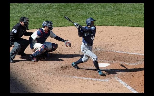 【MLB】イチロー今季2度目マルチ　華麗な流し打ちに解説感心「クラシックな一打」