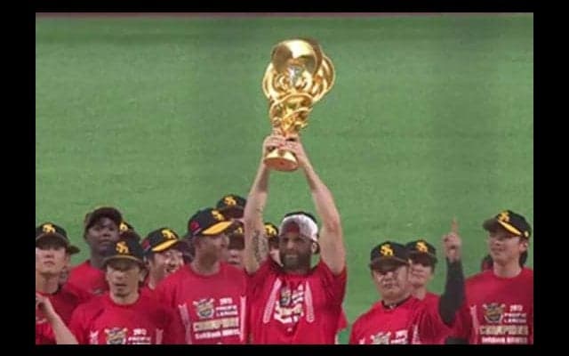 意外と知らない？　パ・リーグ優勝トロフィーの秘密