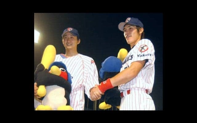 「ポスト古田」として契約金7500万円もらった高卒捕手が見たもの