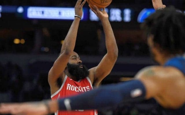 第3クォーター50得点、眠っていた攻撃力を爆発させたロケッツが1回戦突破に王手