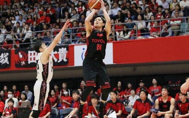 組織力と個の融合で圧倒したアルバルク東京、終盤の戦いに課題を残すも三遠に連勝