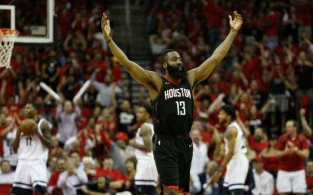 第4戦に続いて第3クォーターで勝負を決めたロケッツがカンファレンス準決勝進出