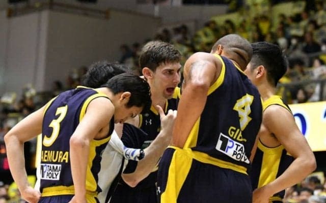 堅守が売りの両チーム、相手を切り崩すオフェンスを構築した栃木ブレックスが快勝