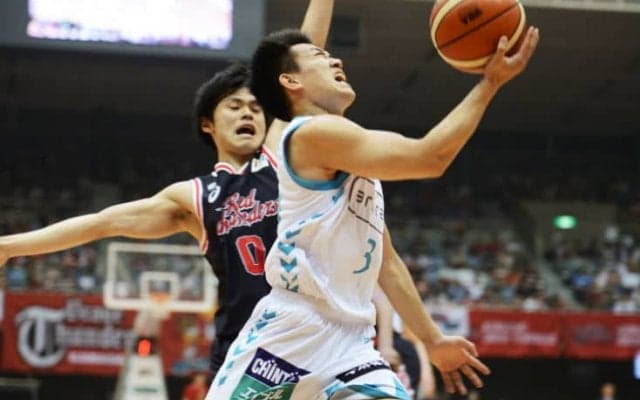 外国籍選手が1人の緊急事態、勝負どころで力尽き京都ハンナリーズが川崎に連敗