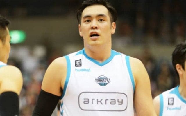 外国籍選手2人を欠く緊急事態に奮闘した京都の永吉佑也、古巣相手に得られた自信