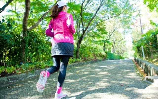 ダイエットだけじゃない！運動がもたらす脳へのうれしい効果3つ