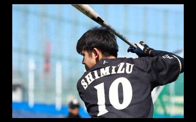 連敗止めた日本ハム清水　逆転満塁弾の裏にあった「大将」中田翔の教えとは…