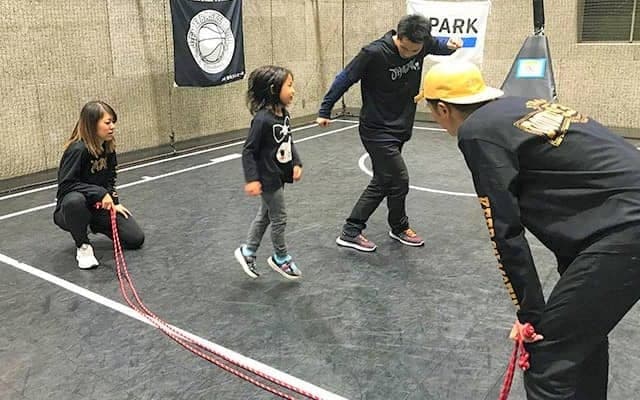 新感覚スポーツ「ダブルダッチ」を体験してみませんか？（5歳～小学6年生対象、参加費2000円）